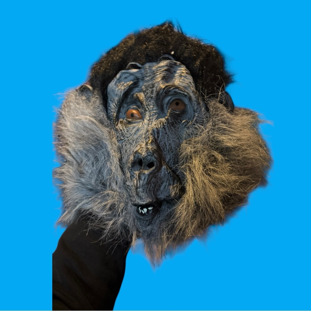 Spirit Halloween Rare Gorilla Ape Chimp Furry  Mask Cosplay Collector